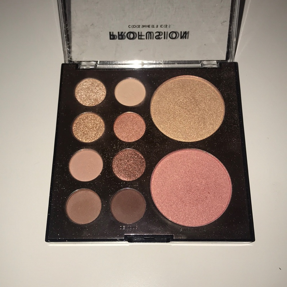 Profusion Cosmetics 10 Color Eye & Face Palette